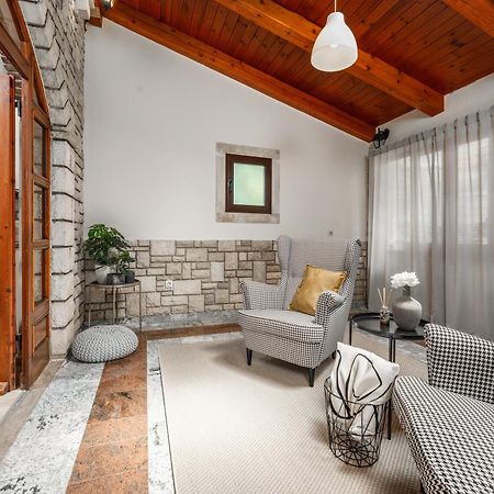 Luxe Studio Mr.M 2 Пула Экстерьер фото