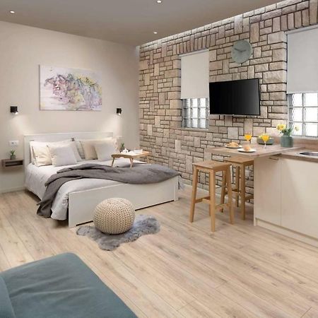 Luxe Studio Mr.M 2 Пула Экстерьер фото