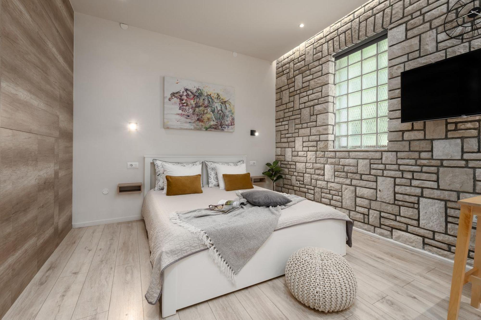 Luxe Studio Mr.M 2 Пула Экстерьер фото